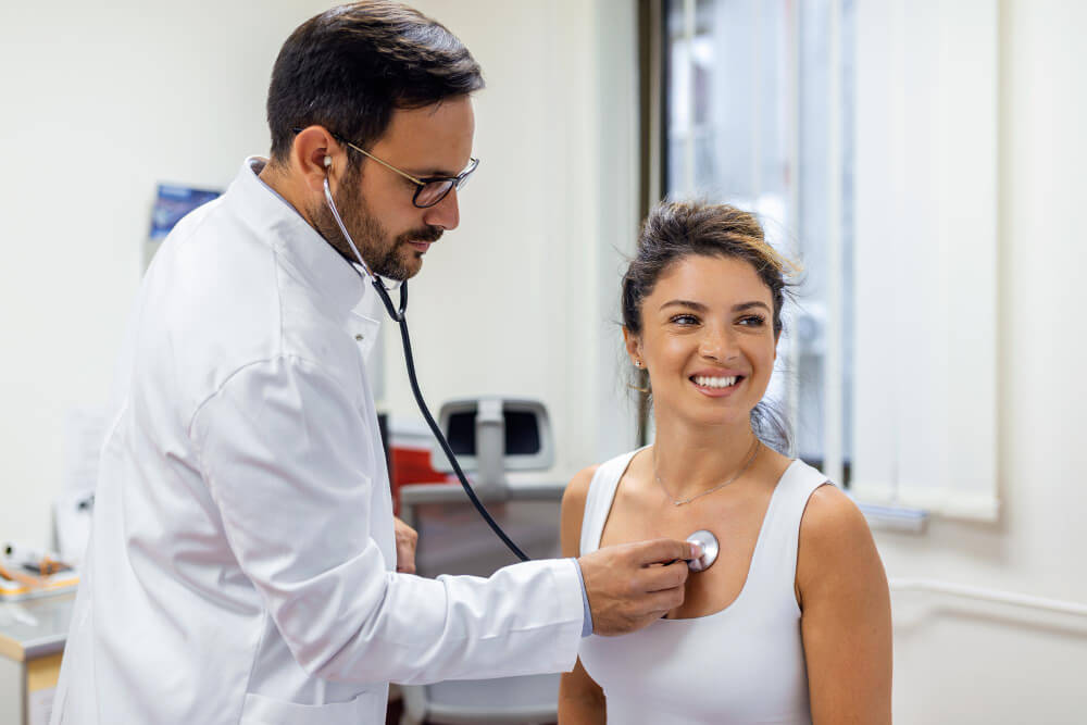 Quais exames podem detectar alterações cardíacas antes de um infarto